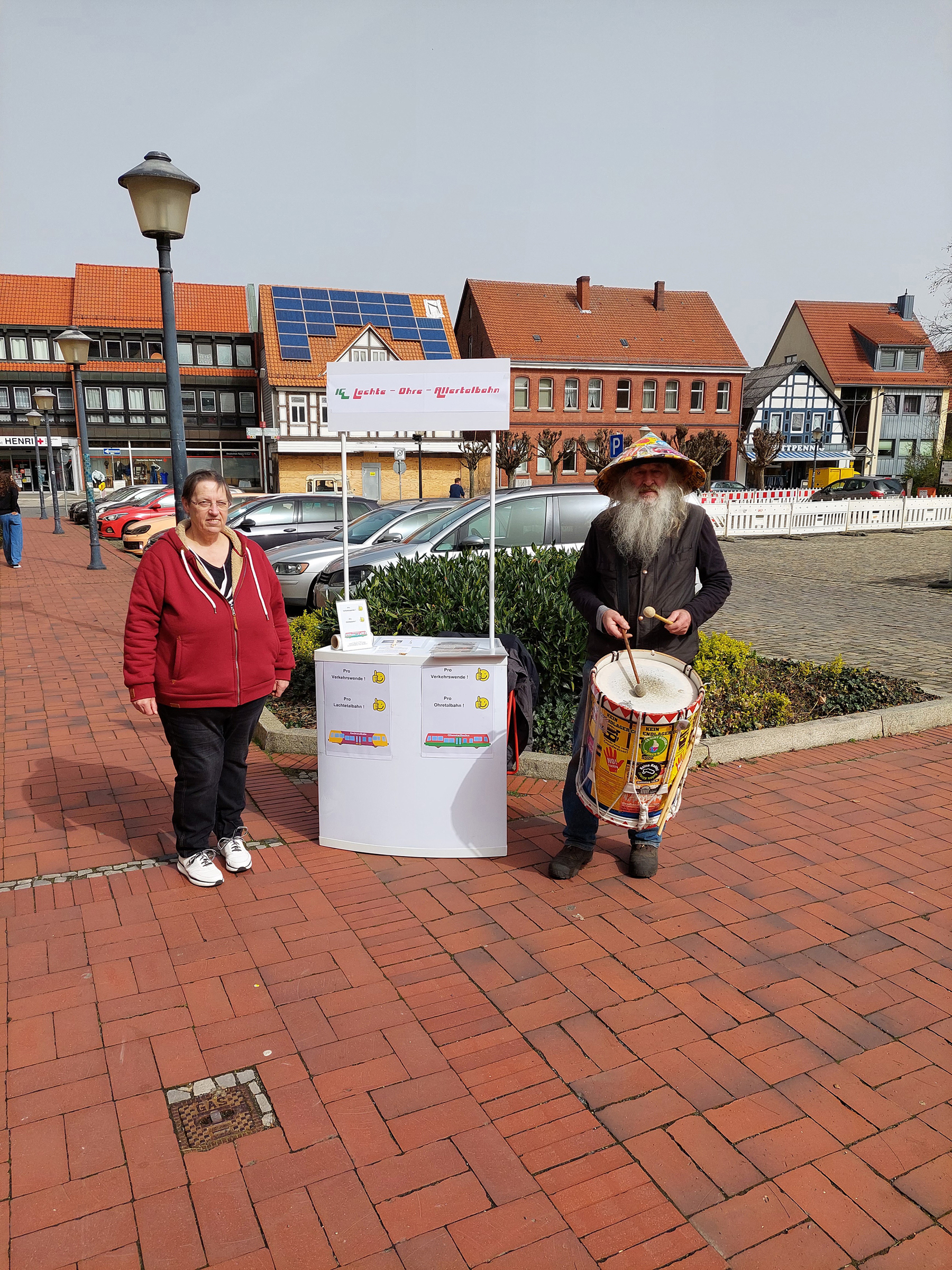 Infostand IG Lachte-Ohre-Allertalbahn am 30.3.24 in Wittingen